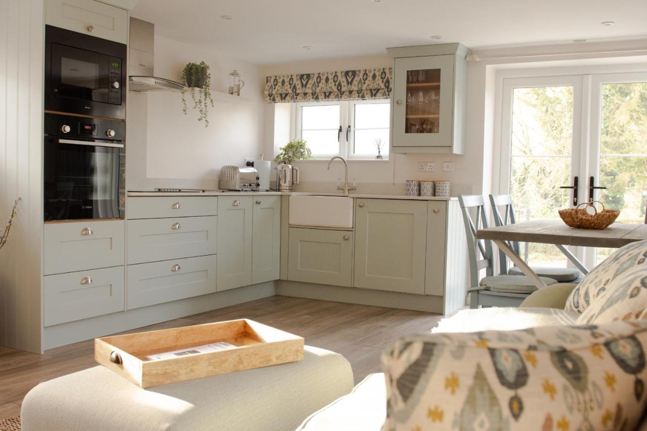 Finwood Green Farm Holiday Cottages-The Calf Shed And The Milk Parlour Henley-in-Arden Bagian luar foto