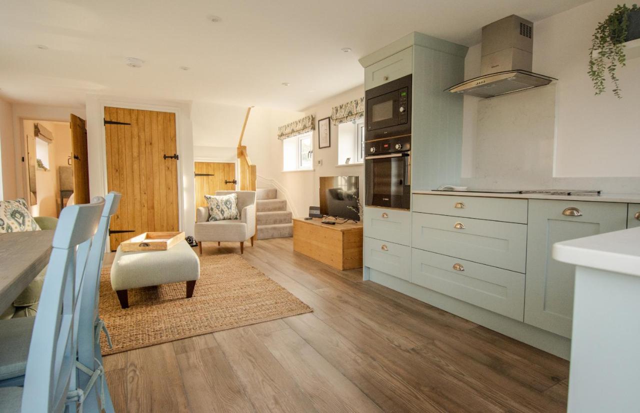 Finwood Green Farm Holiday Cottages-The Calf Shed And The Milk Parlour Henley-in-Arden Bagian luar foto