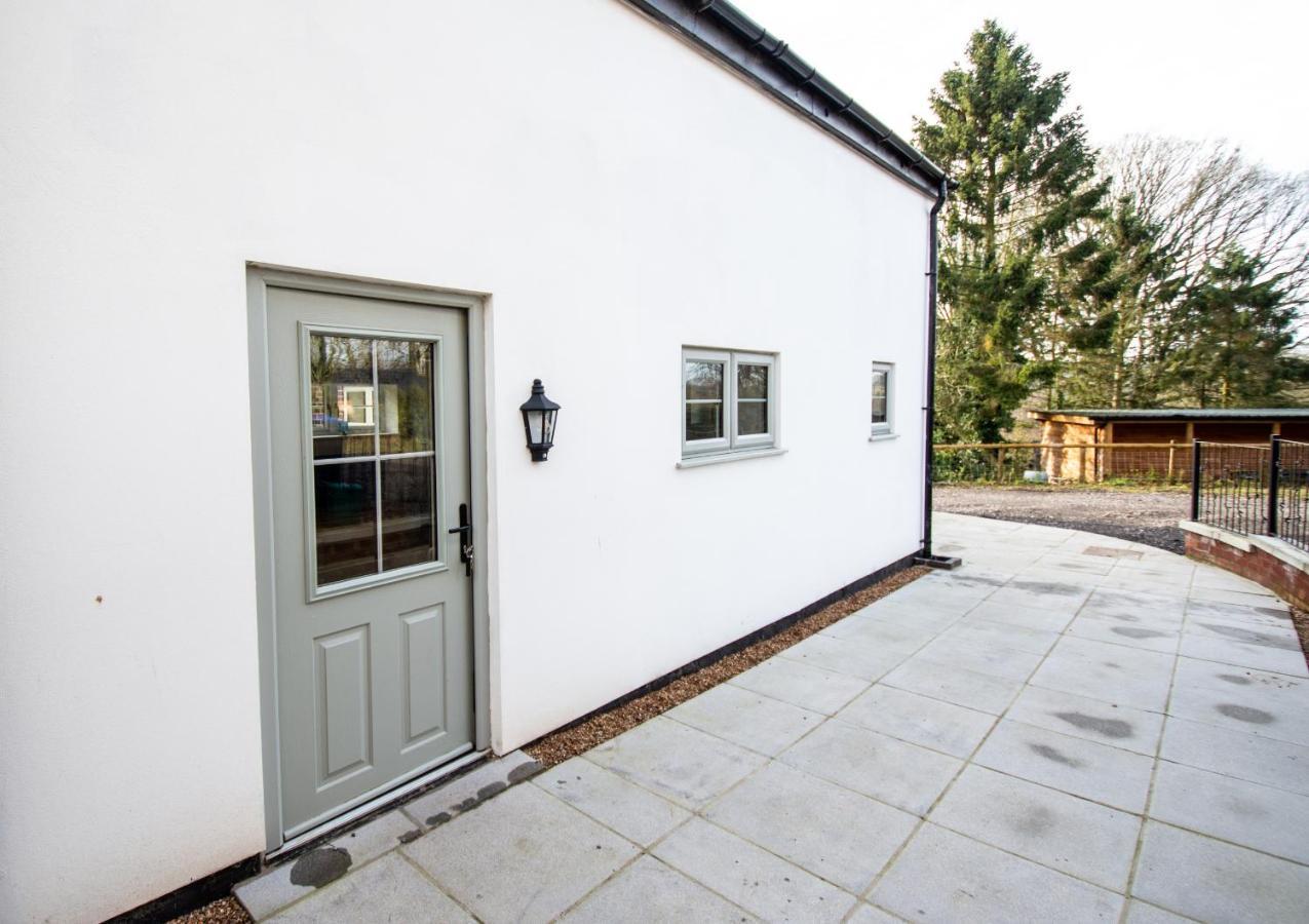 Finwood Green Farm Holiday Cottages-The Calf Shed And The Milk Parlour Henley-in-Arden Bagian luar foto